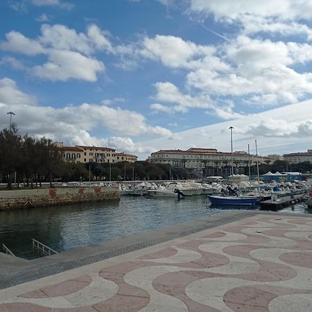 Appartamento Con Incantevole Vista Mare Ліворно Екстер'єр фото