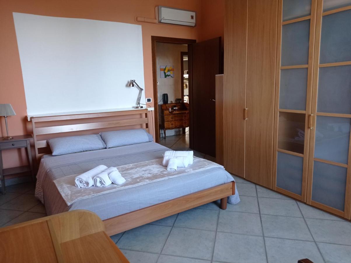 Appartamento Con Incantevole Vista Mare Ліворно Екстер'єр фото